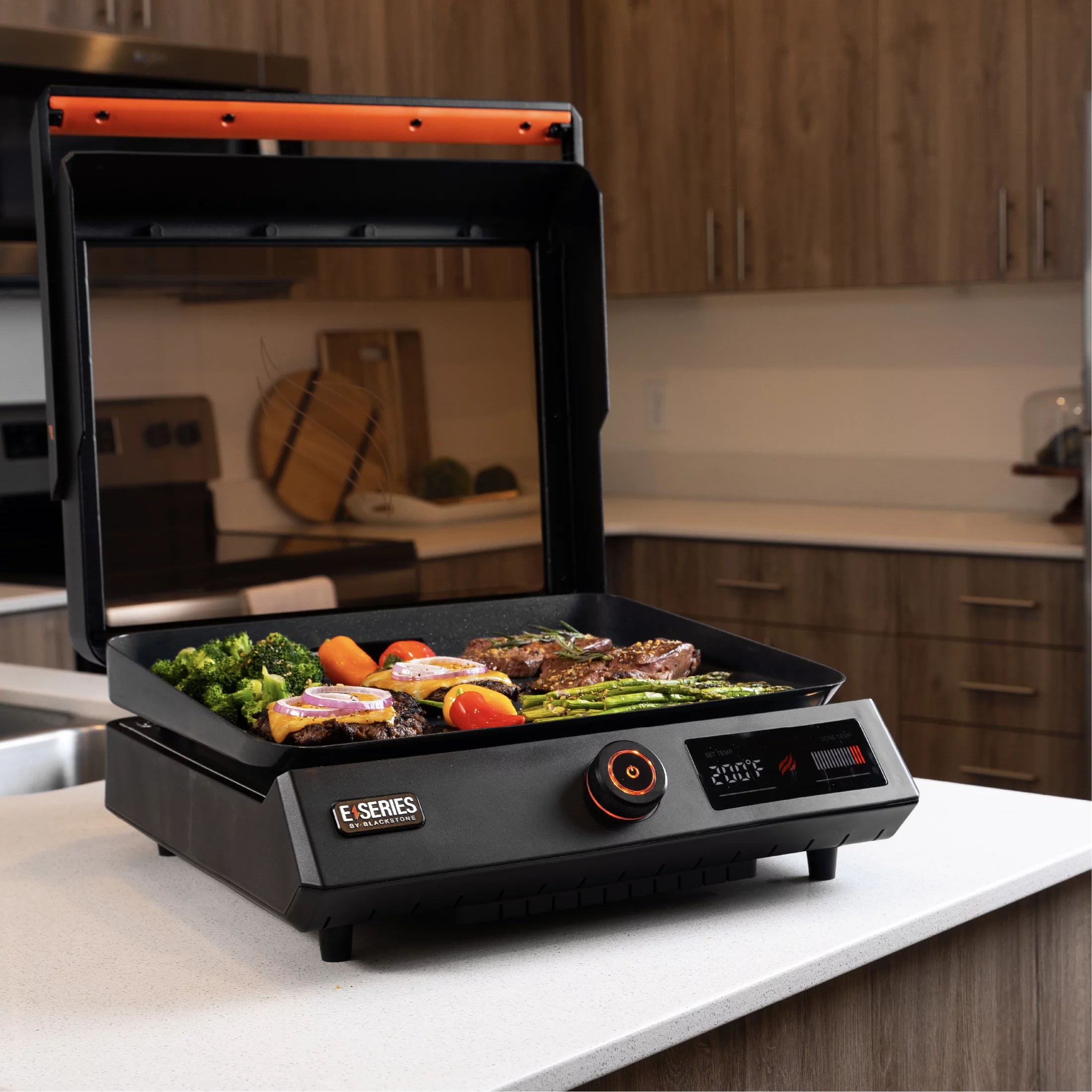 Blackstone E-Series 17" Electric Tabletop Griddle with Hood - Image 2