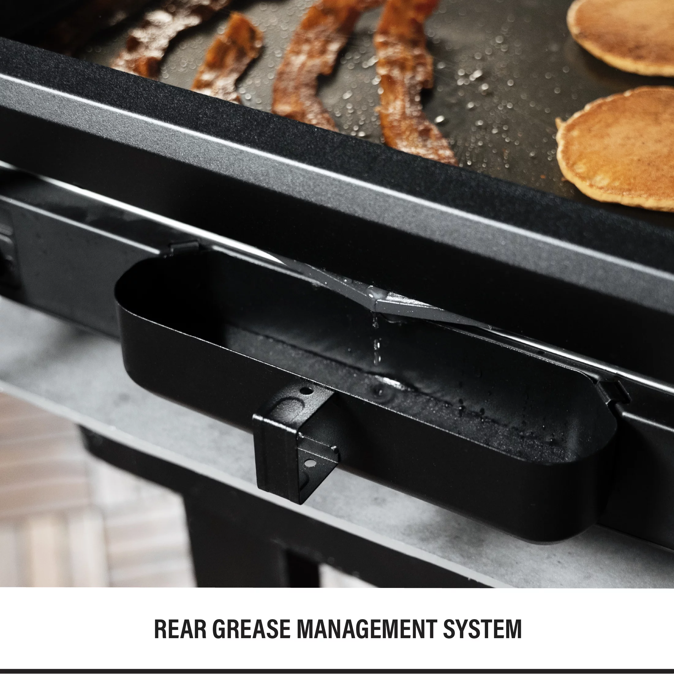 Blackstone E-Series 17" Electric Tabletop Griddle with Hood - Image 5