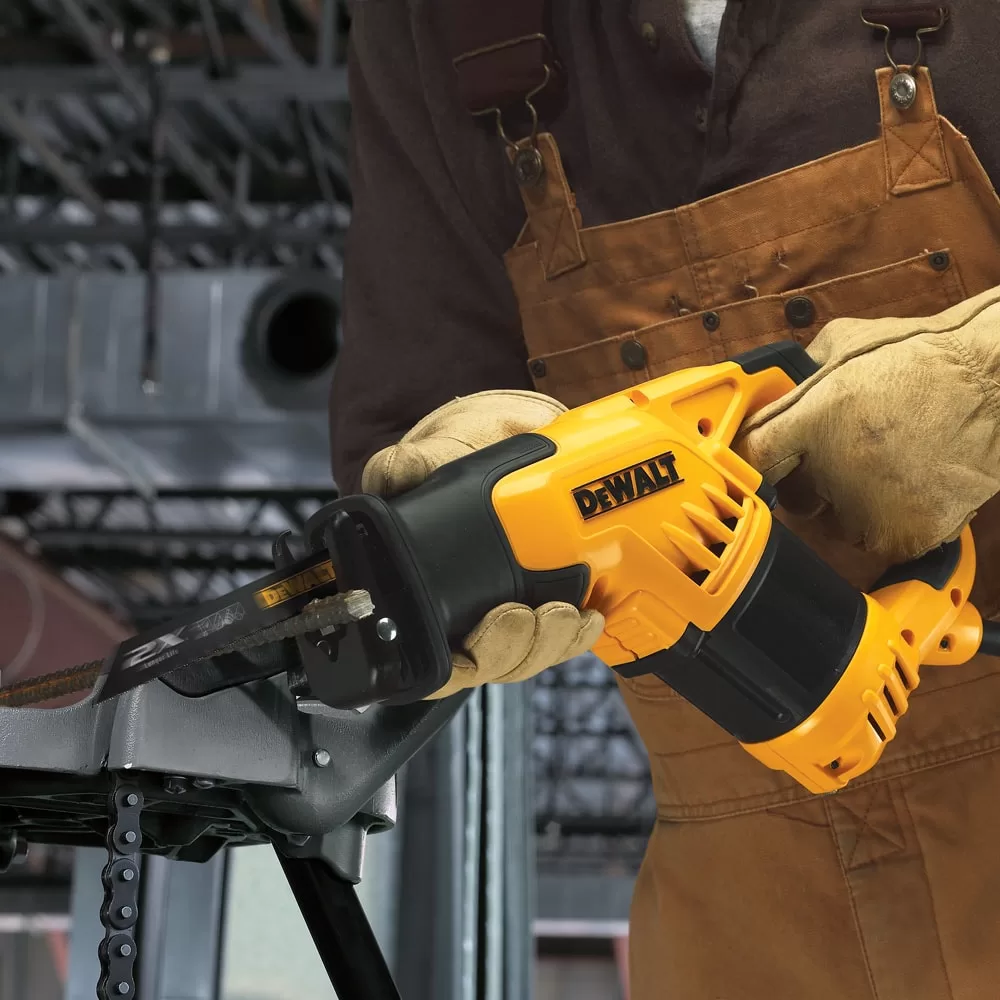 DEWALT 12-Amp Variable Speed Corded Reciprocating Saw - Image 7