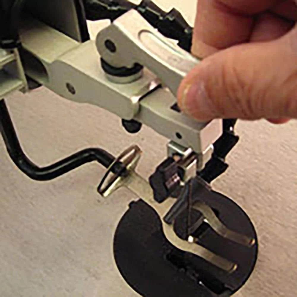 PORTER-CABLE PCB375SS 18-in 1.6-Amp Variable Speed Scroll Saw - Image 3