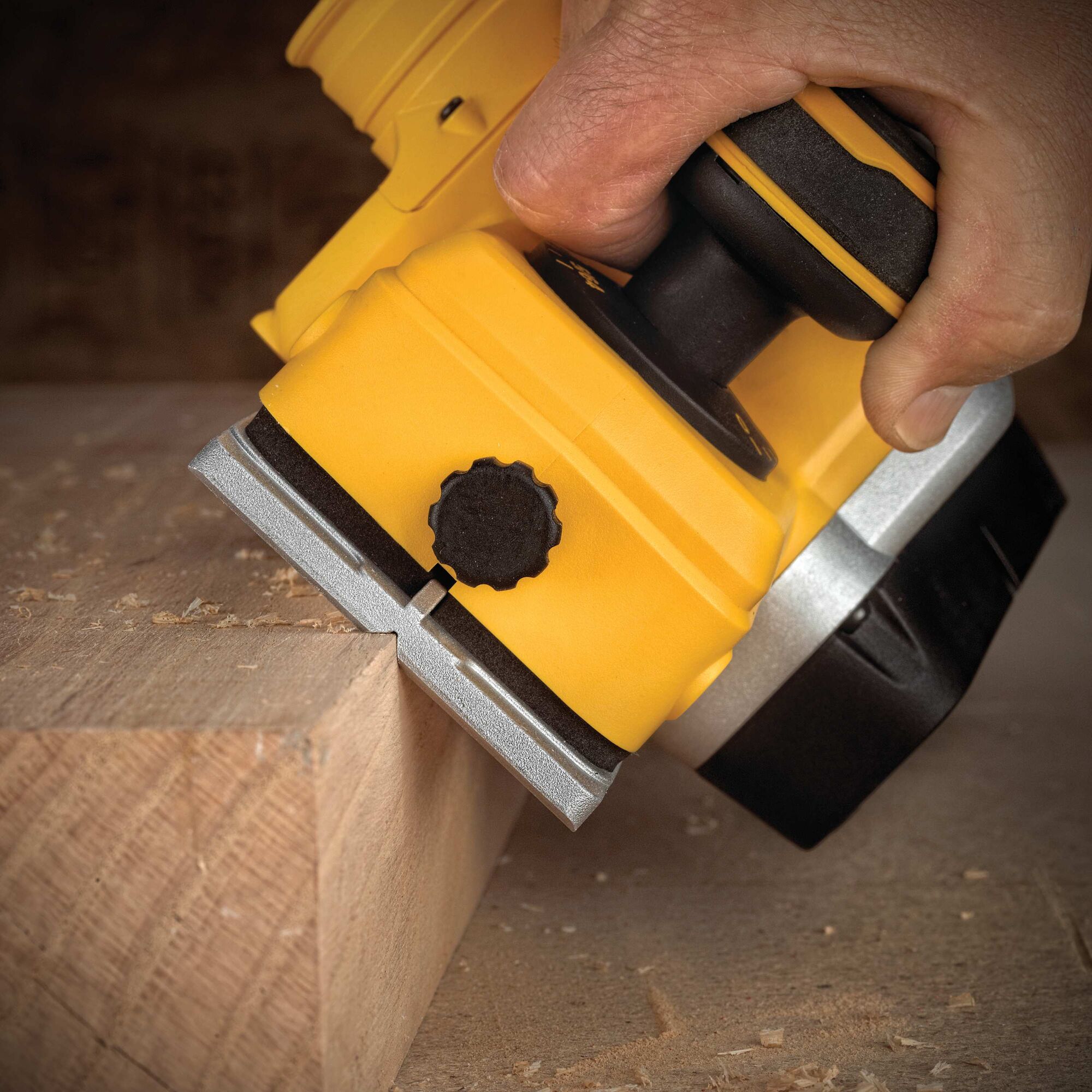 DEWALT DCP580B XR 3.25-in W 20-volt Max Handheld Planer - Image 13