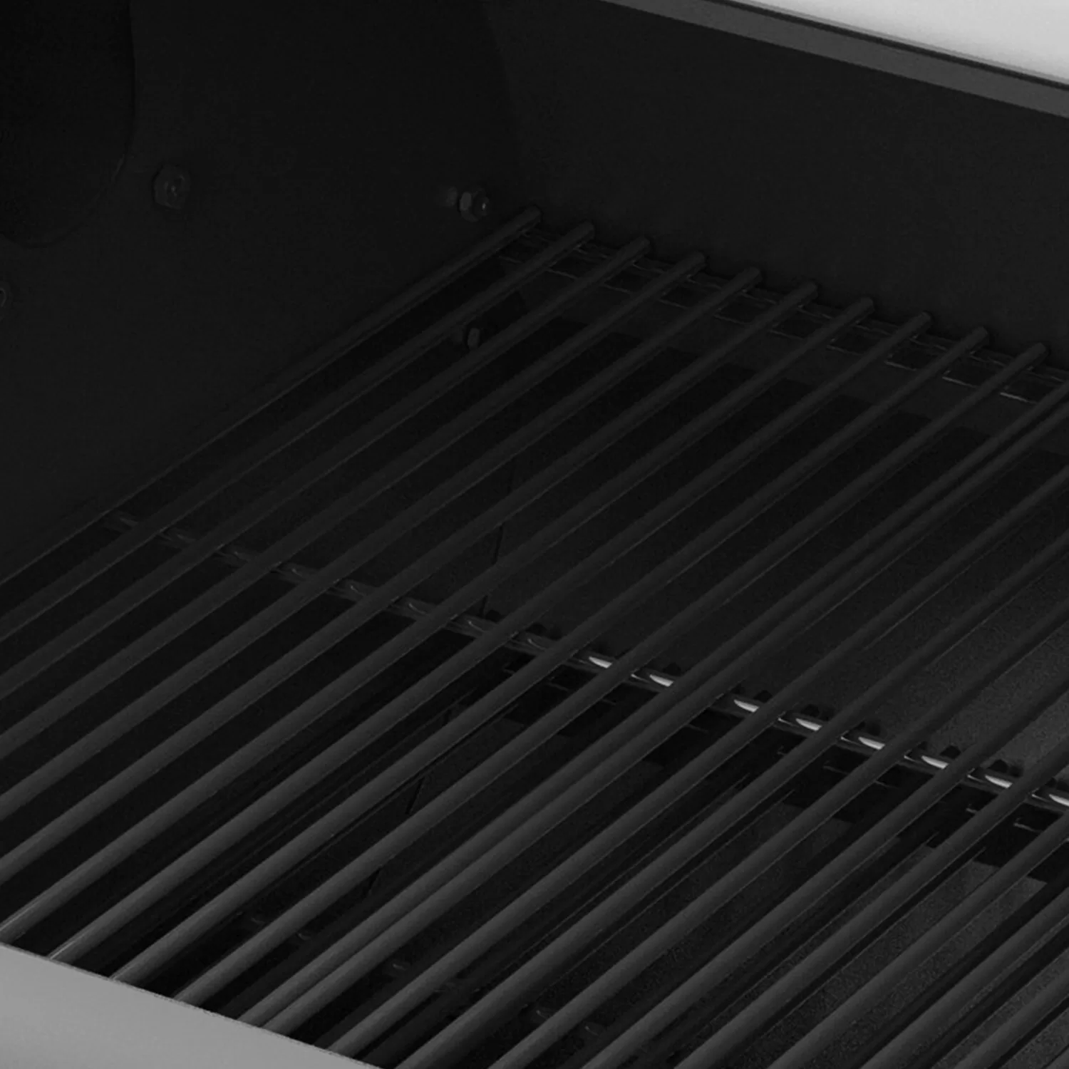 Dyna-Glo Signature Series 37-in W Black Barrel Charcoal Grill - Image 4