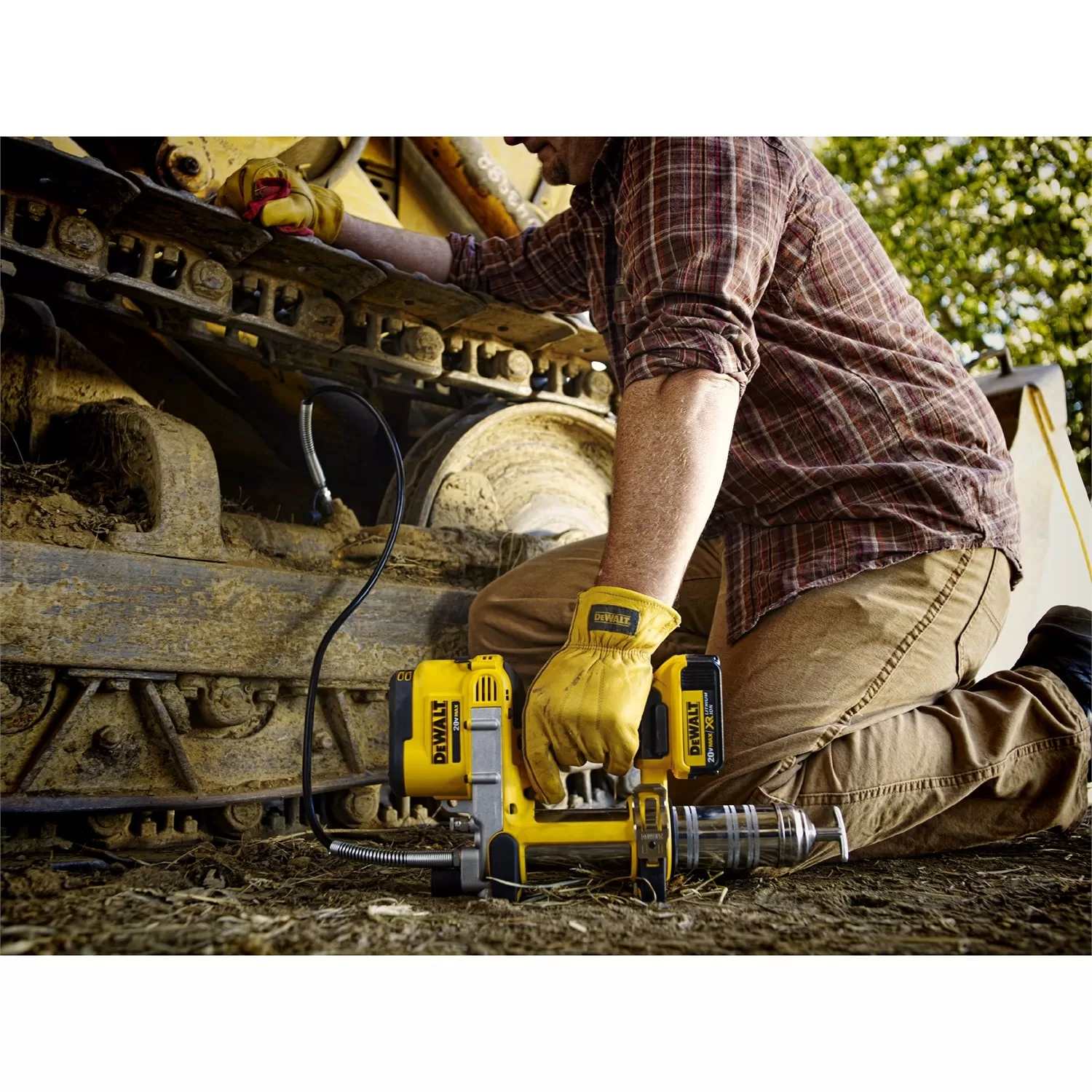 DEWALT DCGG571B 20-volt Max Air Grease Gun - Image 5