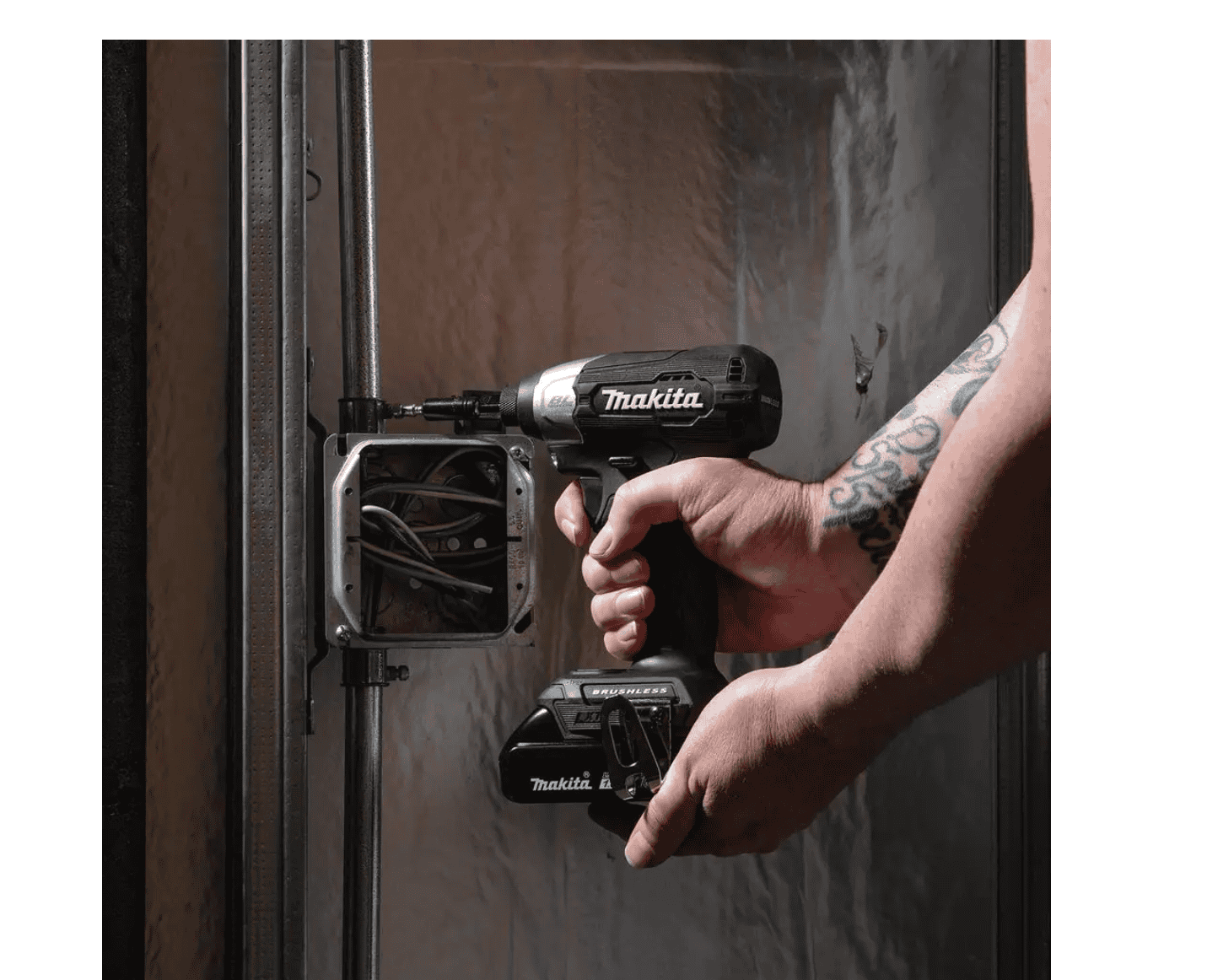 Makita CX203SYB 18V LXT Sub-Compact Lithium-Ion Brushless Cordless 2-piece Combo Kit (Driver-Drill/Impact Driver) 1.5Ah