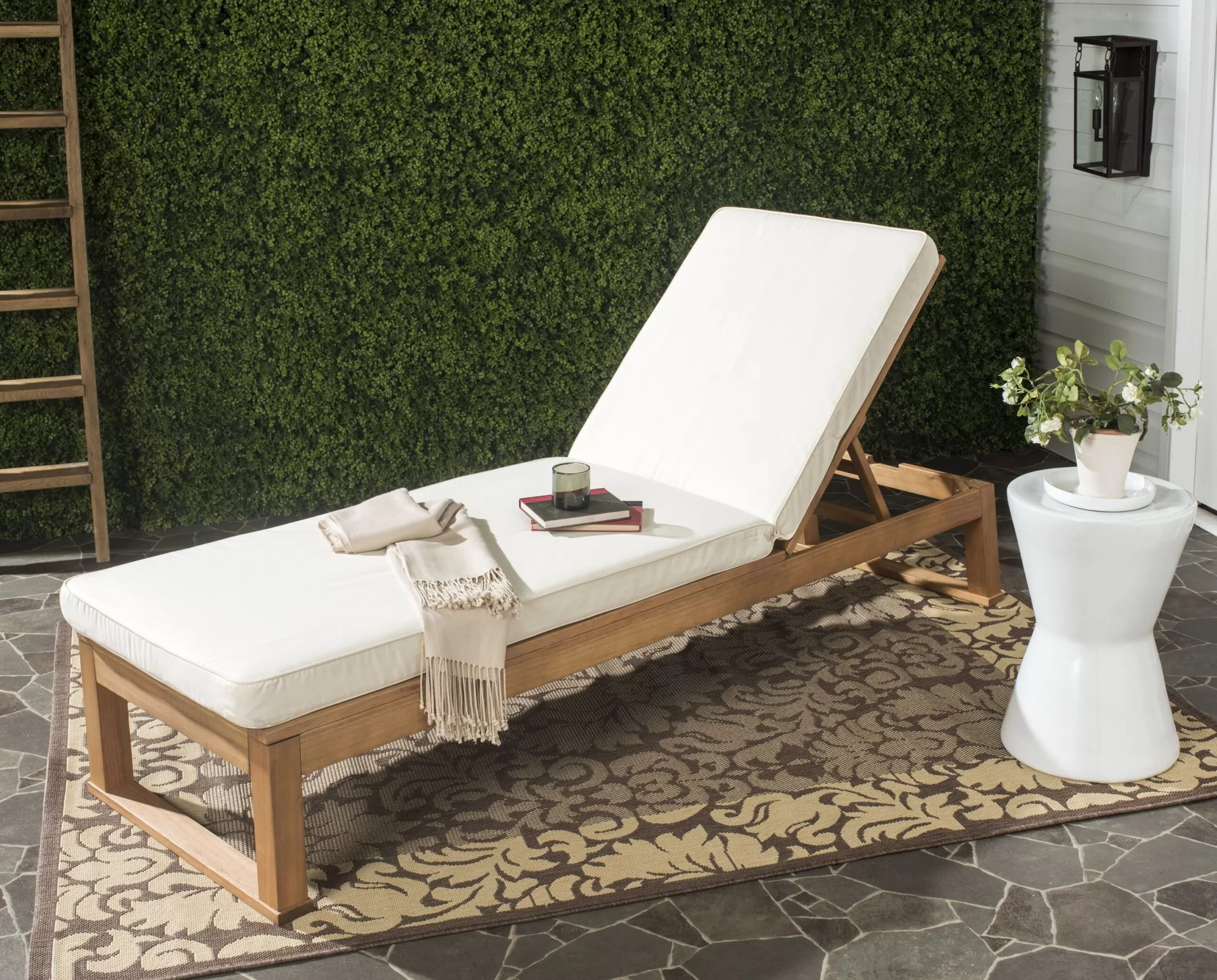 Safavieh Solano Woven Natural Wood Frame Stationary Chaise Lounge Chair(s) with Off-white Woven Seat - Image 4