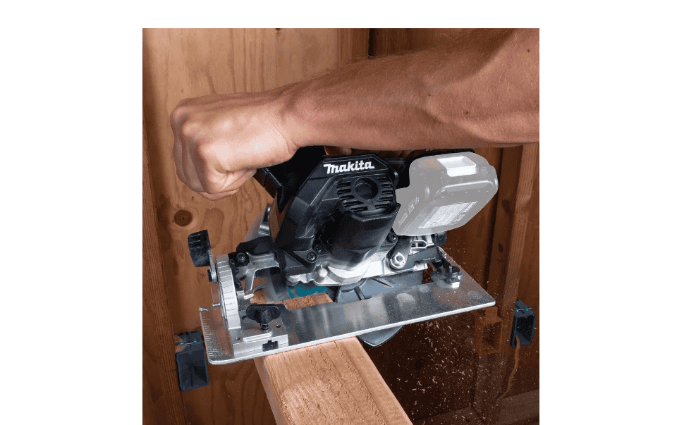Makita Circular Saw XSH04ZB 18-Volt 6-1/2 in. LXT Sub-Compact Lithium-Ion Brushless Cordless (Tool Only)