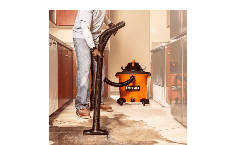 RIDGID HD1640 16 Gal. 5.0-Peak HP NXT Wet/Dry Shop Vacuum with Filter, Hose and Accessories