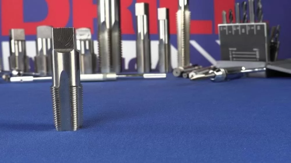 Drill America 2-1/2-in-8 Npt 8-Flute Carbon Steel Tap - Image 5