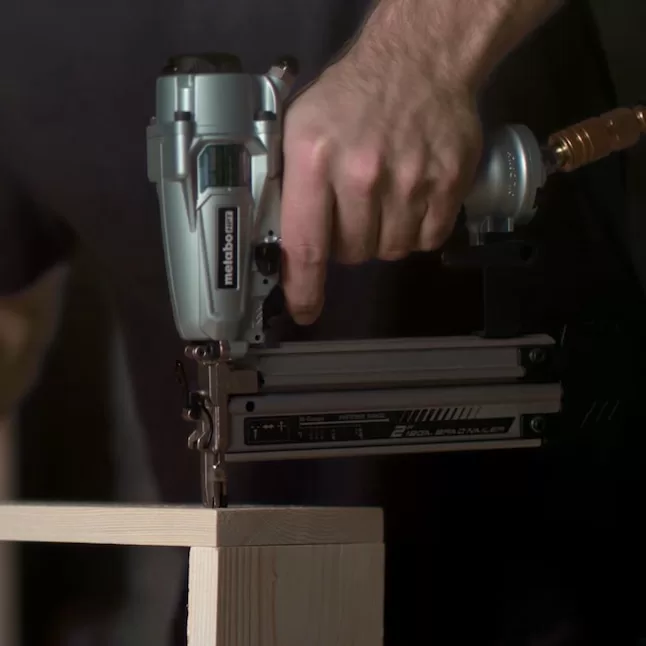 Metabo HPT NT50A5M 18-Gauge Pneumatic Brad Nail Gun (Nailer) - Image 3