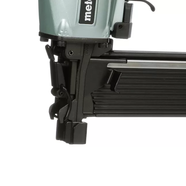 Metabo HPT N5008AC2M 16-Gauge 7/16-in Medium Crown Construction Stapler, Pneumatic - Image 4