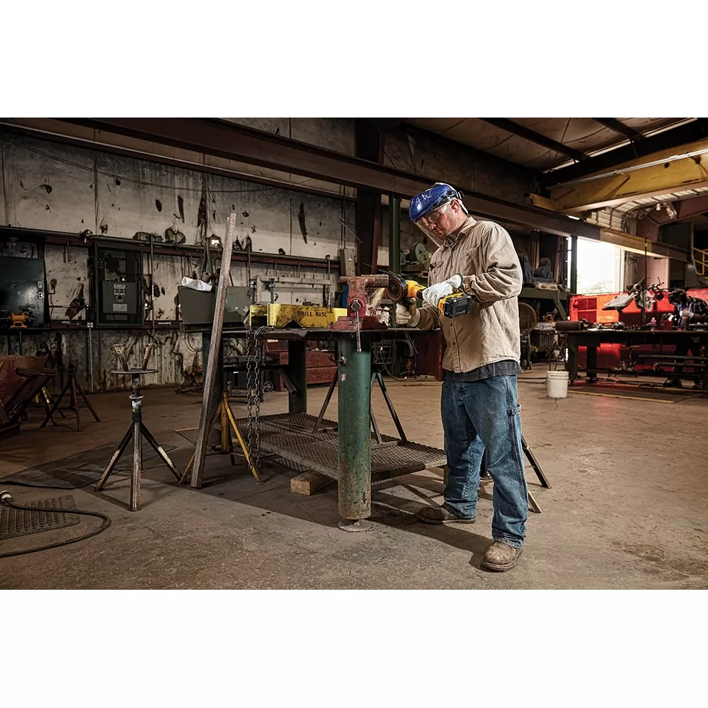 DEWALT DCG415W1 5-in 20-volt Max-Amp Paddle Switch Brushless Cordless Angle Grinder (Charger Included and 1-Battery) - Image 10