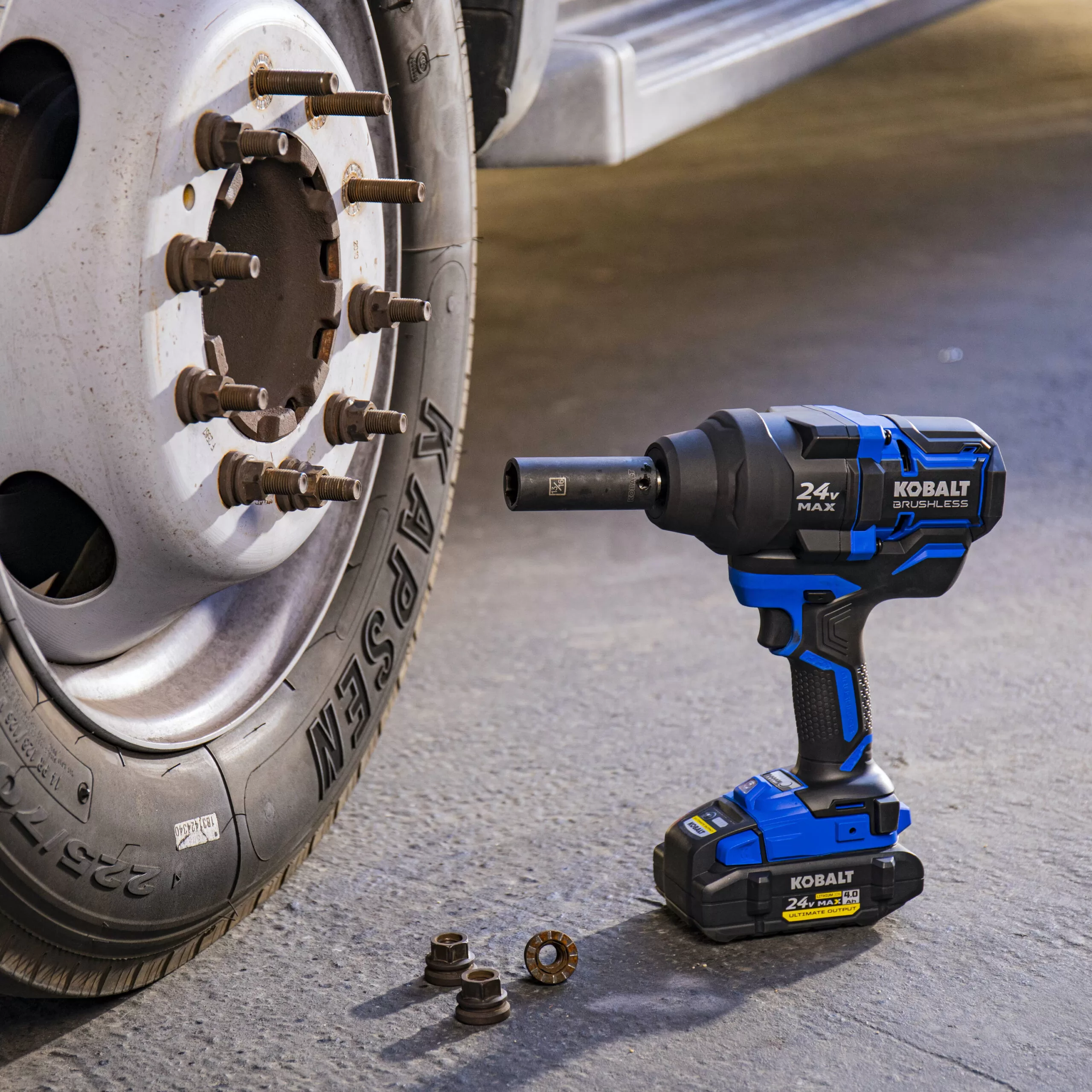 Kobalt 24-volt Max Variable Speed Brushless 1/2-in Drive Cordless Impact Wrench (Battery Included) - Image 10
