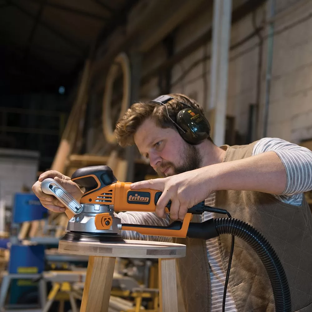 Triton Tools 120-Volt 4.2-Amp Corded Variable Orbital Sander with Dust Management - Image 10