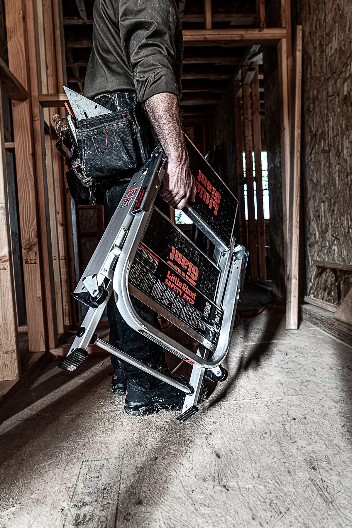 Little Giant Ladders Safety Step M2 2-Step 300-lb Capacity Silver Aluminum Foldable Step Stool - Image 12