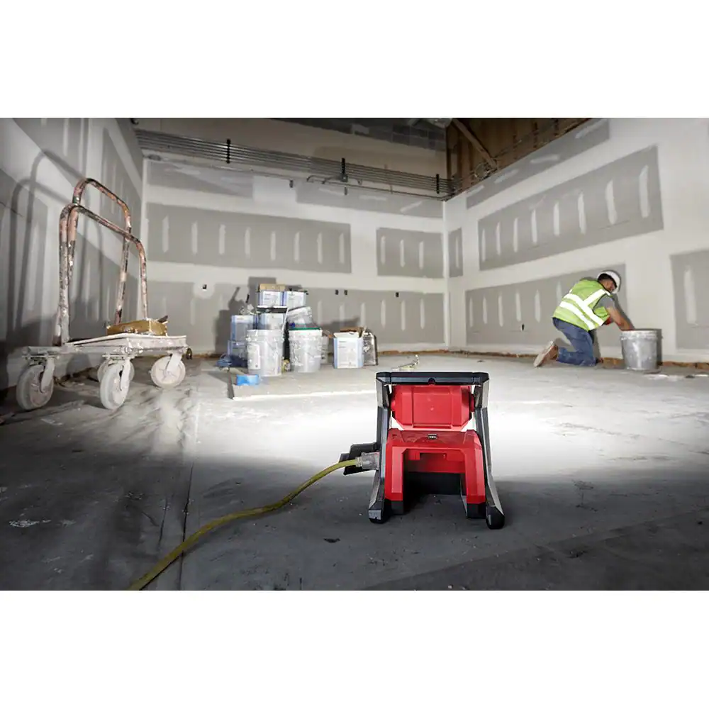 Milwaukee 2366-20 M18 GEN-2 18-Volt Lithium-Ion Cordless 4000 Lumens ROVER LED AC/DC Flood Light (Tool-Only)