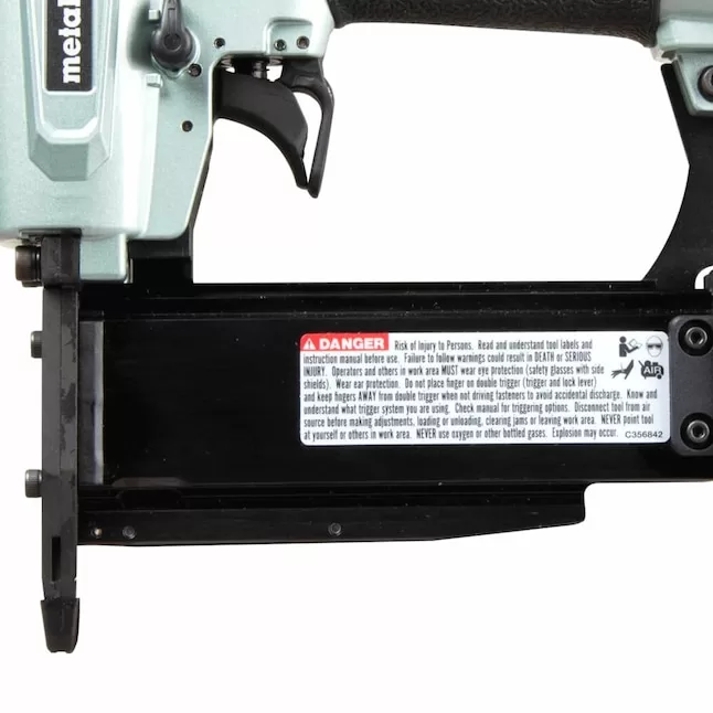 Metabo HPT NP50AM 23-Gauge Pneumatic Finish Nail Gun (Nailer) - Image 4