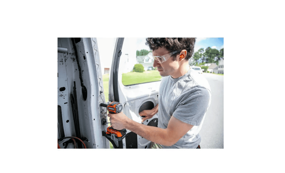 RIDGID R87208K 18V SubCompact Brushless Cordless 1/2 in. Impact Wrench Kit with 2.0 Ah Battery, 18V Charger, and Bag