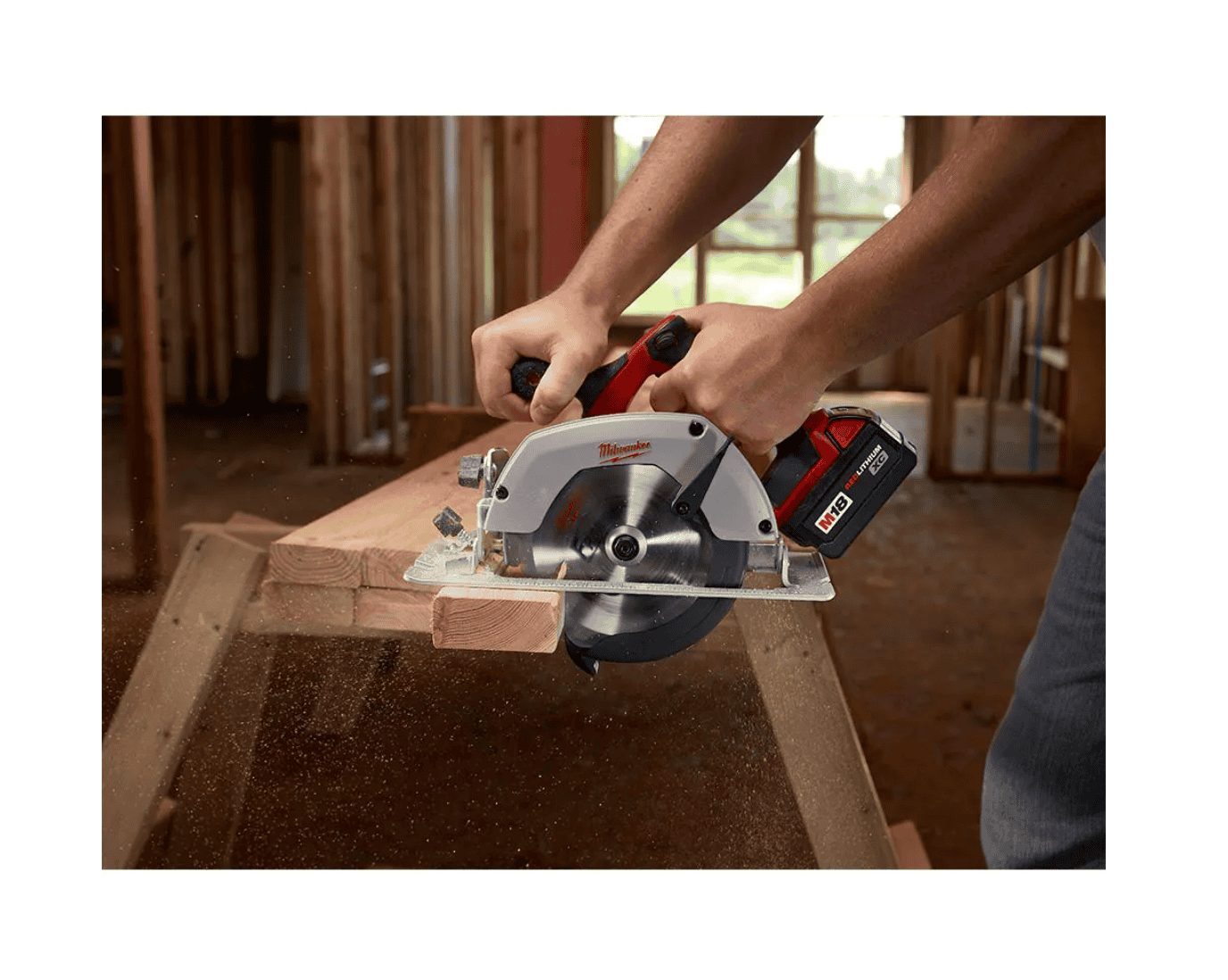 Milwaukee 2630-20-48-59-1850 M18 18V Lithium-Ion Cordless 6-1/2 in. Circular Saw W/ M18 Starter Kit (1) 5.0Ah Battery & Charger