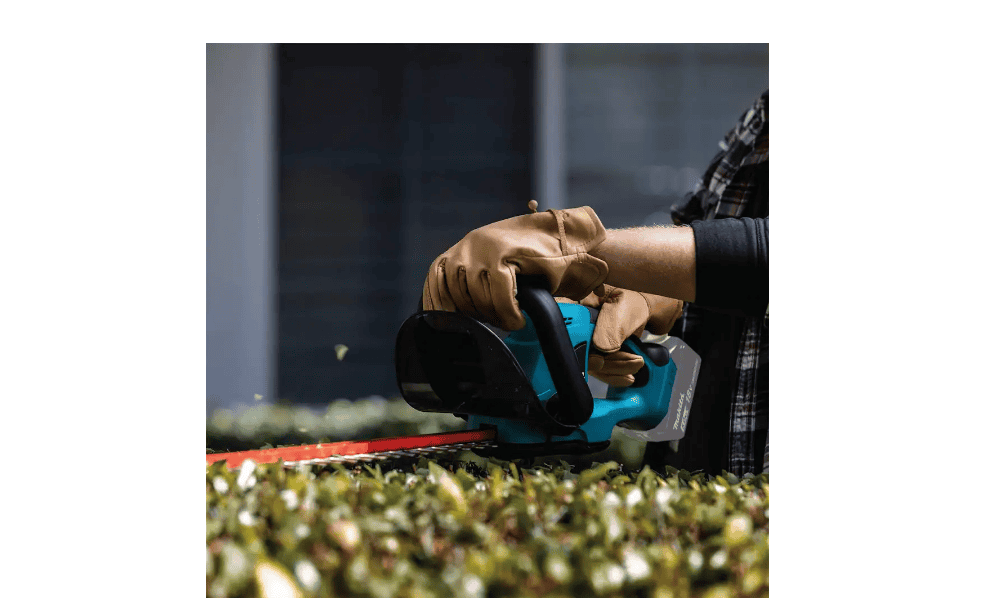 Makita XHU02Z 22 in. 18-Volt LXT Lithium-Ion Cordless Hedge Trimmer (Tool-Only)