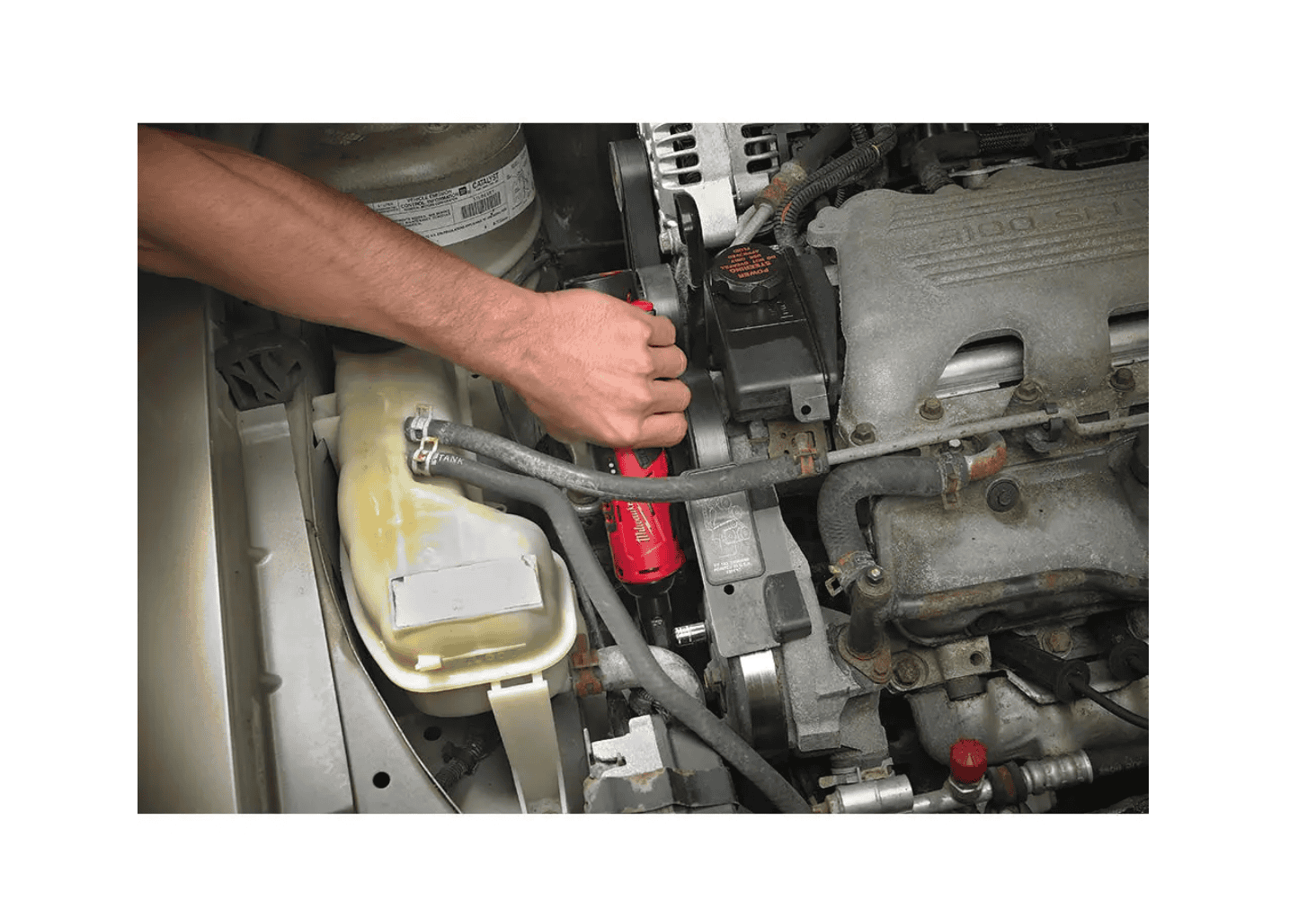 Milwaukee 2457-21 M12 12-Volt Lithium-Ion Cordless 3/8 in. Ratchet Kit with One 1.5 Ah Battery, Charger and Tool Bag