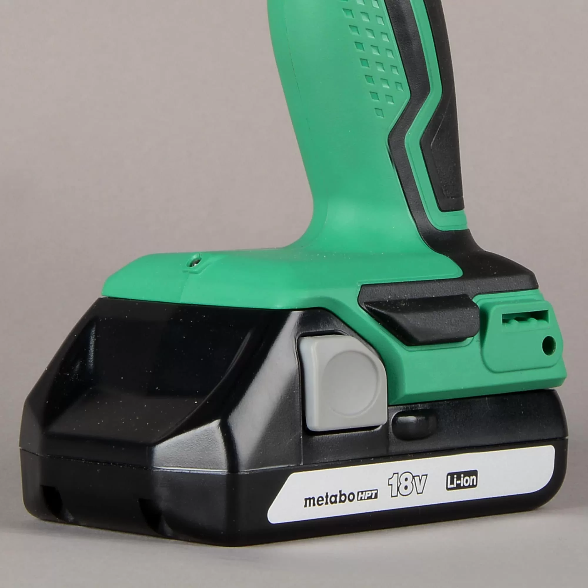 Metabo HPT MultiVolt 2-Tool 18-volt Brushless Power Tool Combo Kit with Soft Case (2 Li-ion Batteries Included and Charger Included) - Image 9
