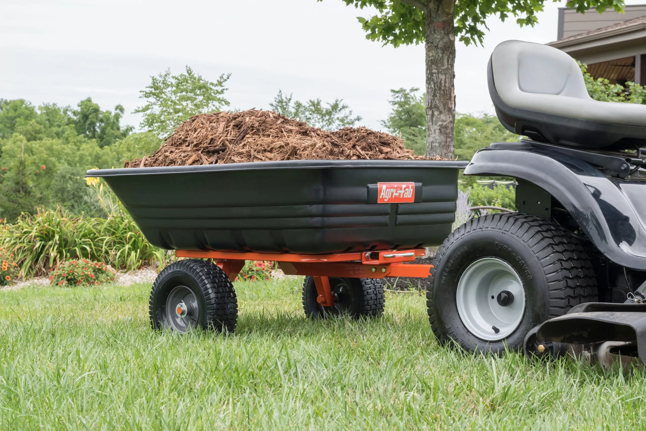 Agri-Fab 45-0552 12-Cu Ft Poly Cart - Image 3