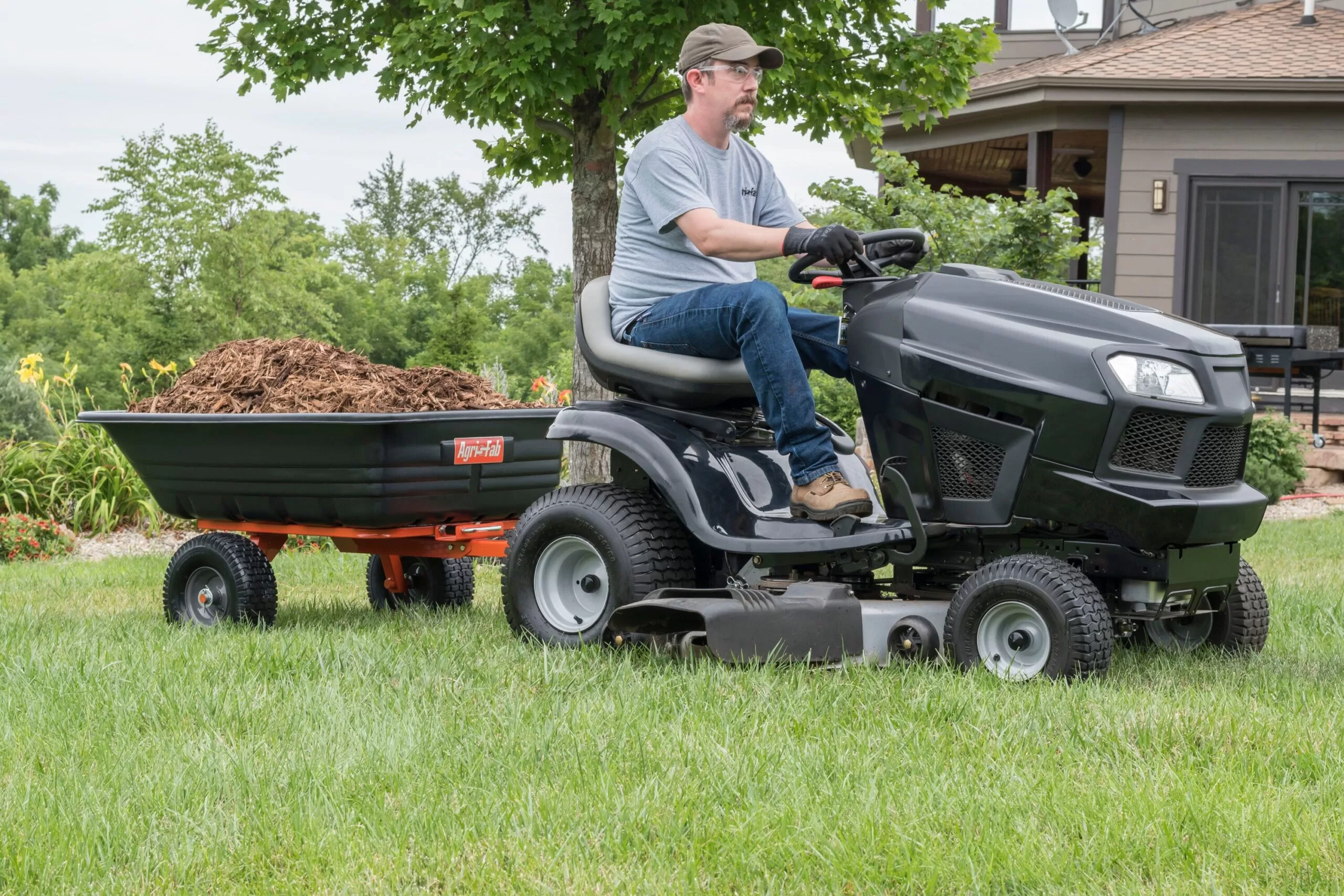Agri-Fab 45-0552 12-Cu Ft Poly Cart - Image 5