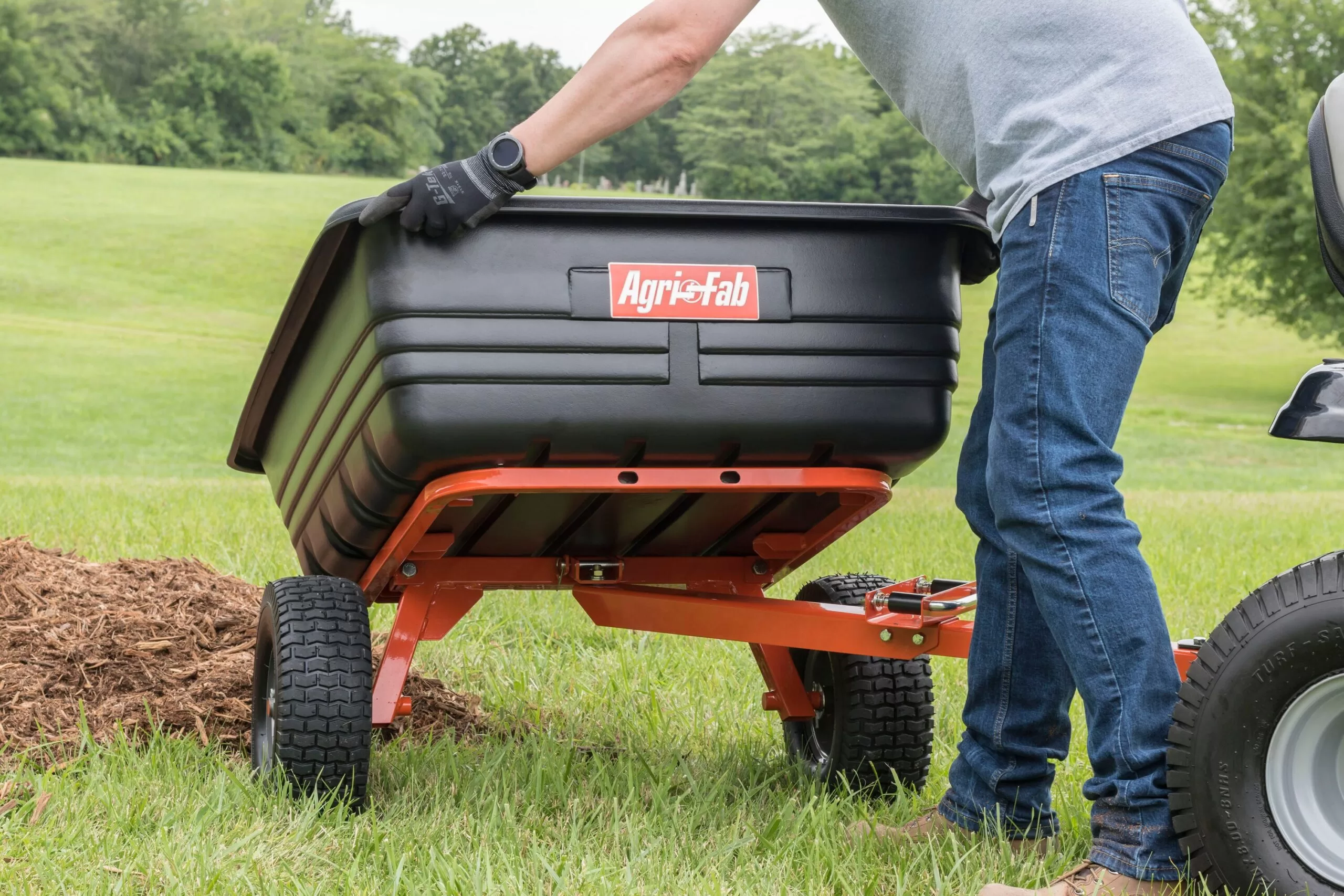 Agri-Fab 45-0552 12-Cu Ft Poly Cart - Image 11