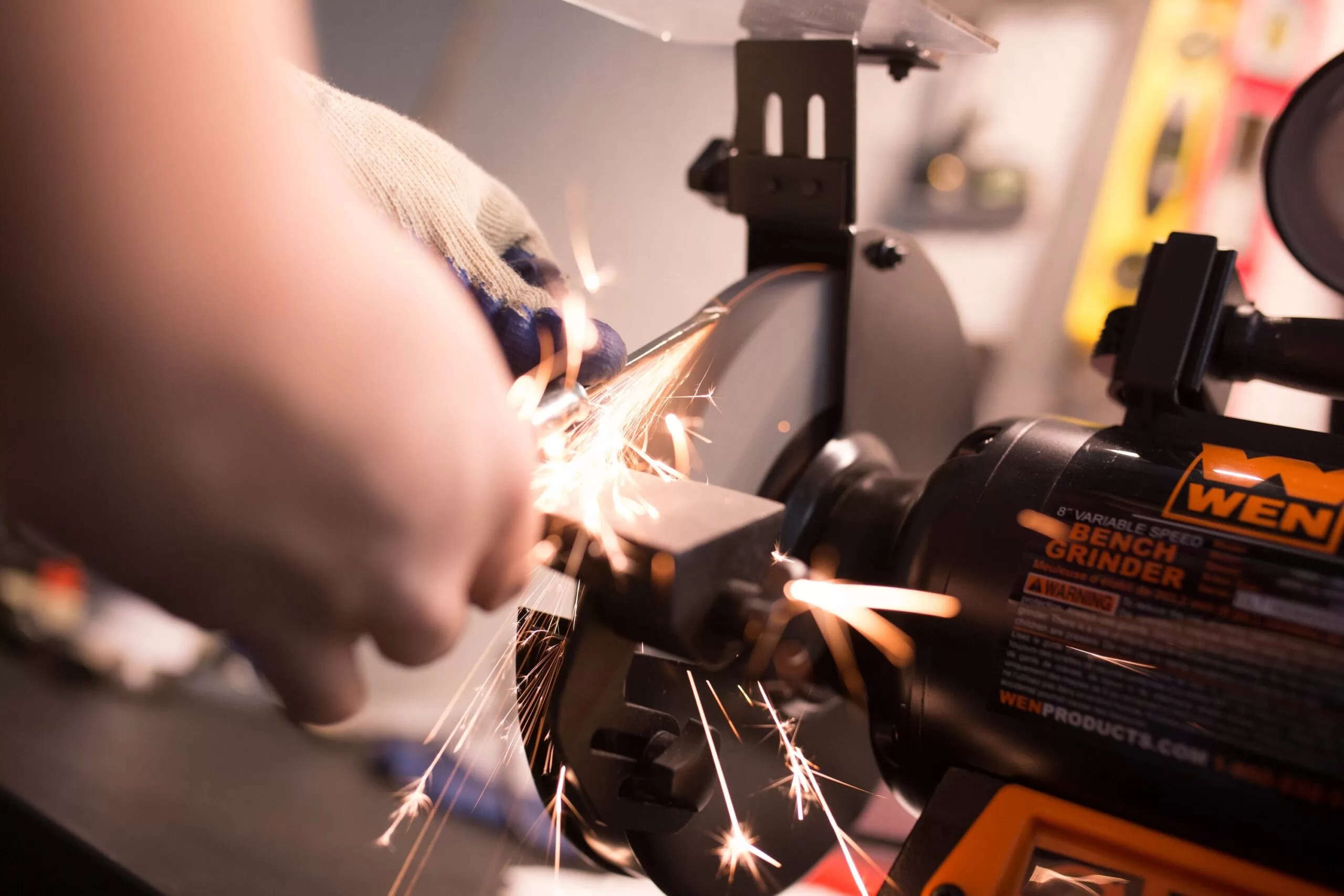 WEN 8-in Variable Speed Bench Grinder - Image 4