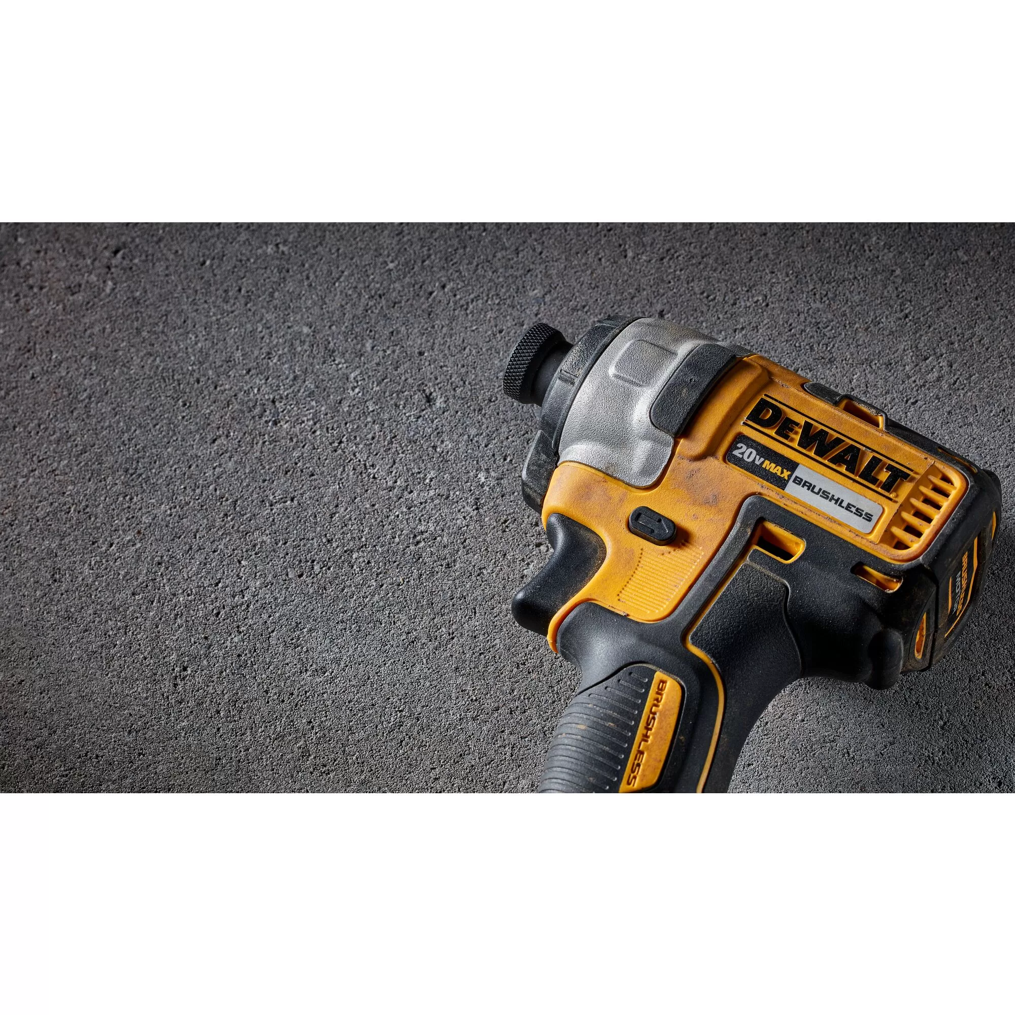 DEWALT DCK379D2 3-Tool 20-Volt Max Brushless Power Tool Combo Kit with Soft Case (2-Batteries and charger Included) - Image 9