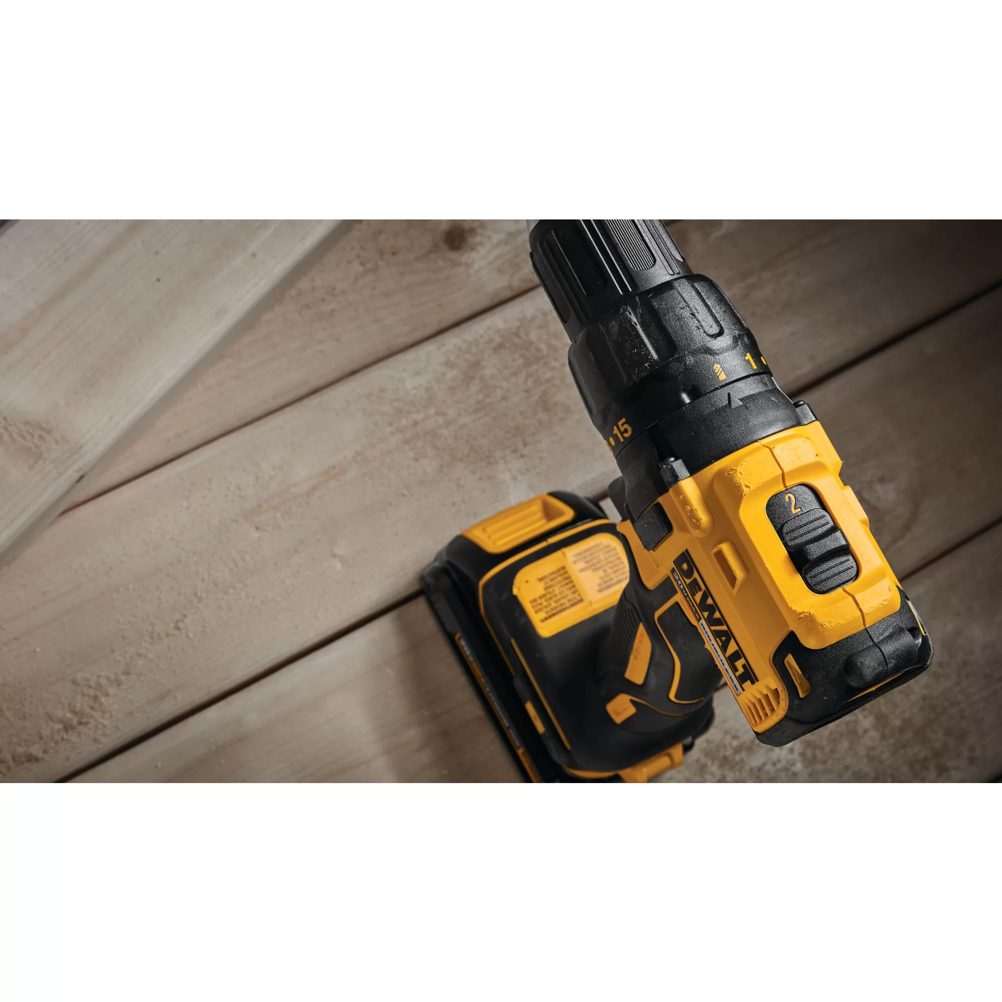 DEWALT DCK379D2 3-Tool 20-Volt Max Brushless Power Tool Combo Kit with Soft Case (2-Batteries and charger Included) - Image 4