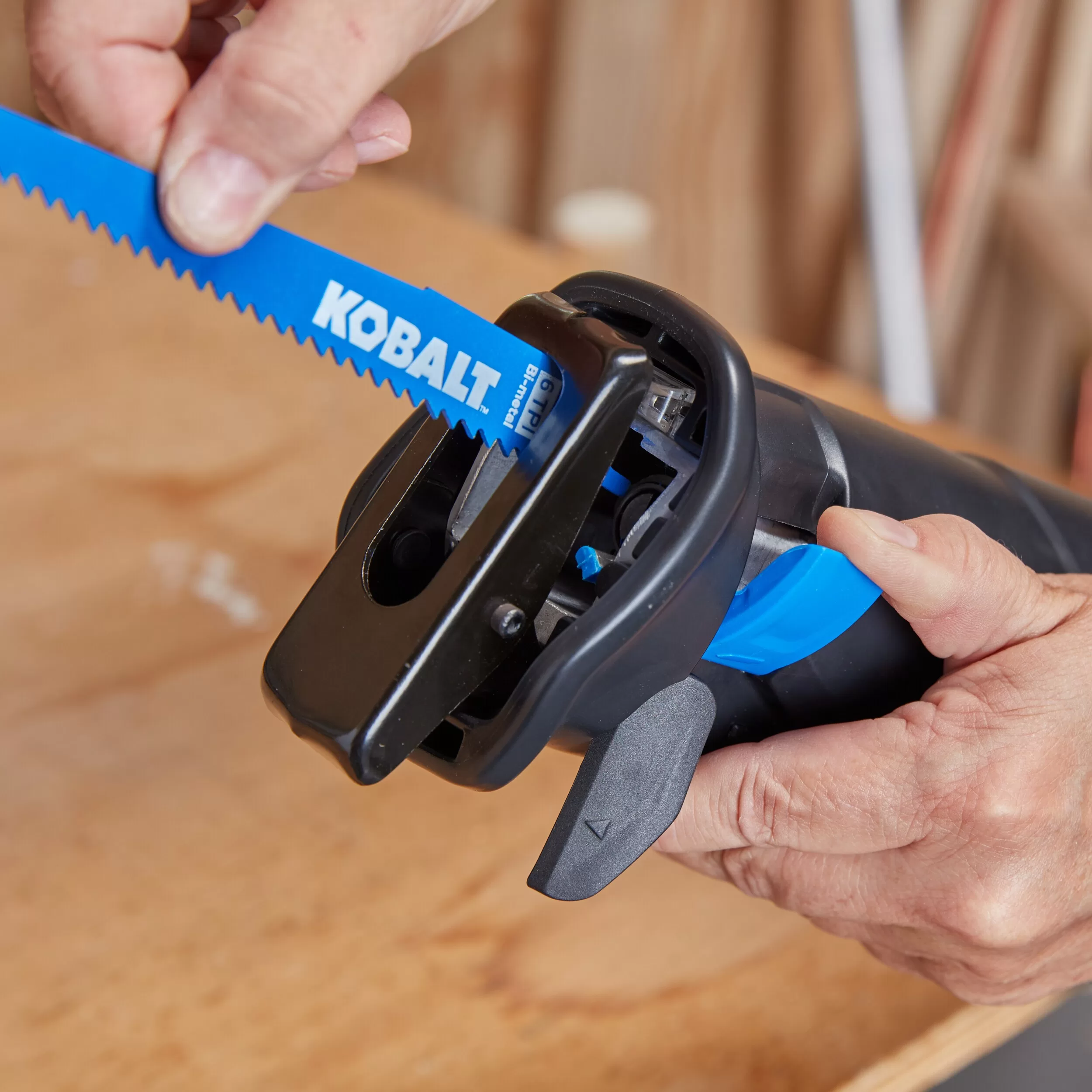 Kobalt 24-volt Max Variable Speed Brushless Cordless Reciprocating Saw (Tool Only) - Image 6