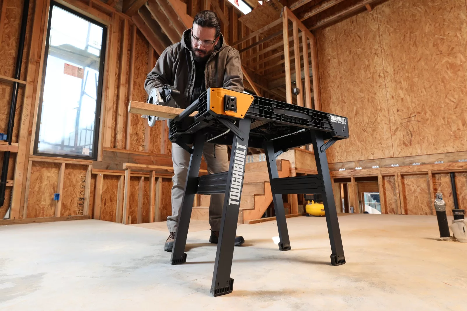 TOUGHBUILT QuickSet 1,000lb Capacity 23.5-in W x 31-in H Black and Gray Plastic Work Bench - Image 7