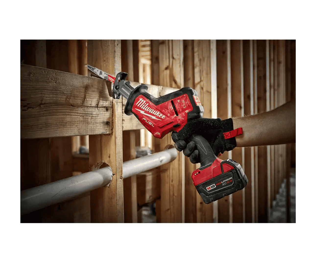 Milwaukee 2719-21-48-00-5226 M18 FUEL 18V Lithium-Ion Brushless Cordless HACKZALL Reciprocating Saw Kit with Carbide Teeth AX SAWZALL Blade