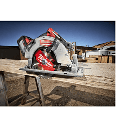 Milwaukee 2732-20 M18 FUEL 18V Lithium-Ion Brushless Cordless 7-1/4 in. Circular Saw (Tool-Only)