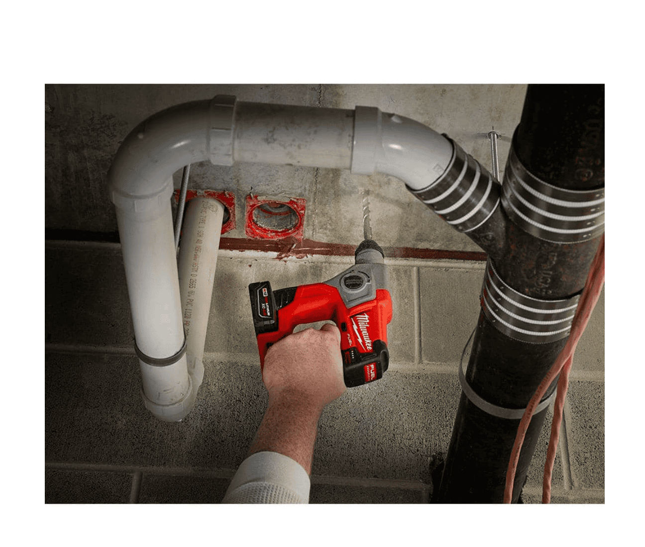Milwaukee 2416-21XC M12 FUEL 12V Lithium-Ion Brushless Cordless 5/8 in. SDS-Plus Rotary Hammer Kit with One 4.0Ah Battery and Bag