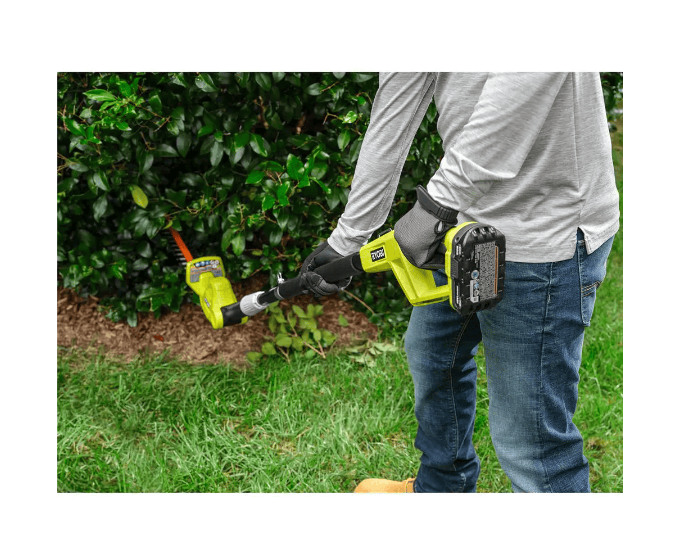 RYOBI P26010BTLVNM ONE+ 18V 18in. Cordless Battery Pole Hedge Trimmer (Tool Only)