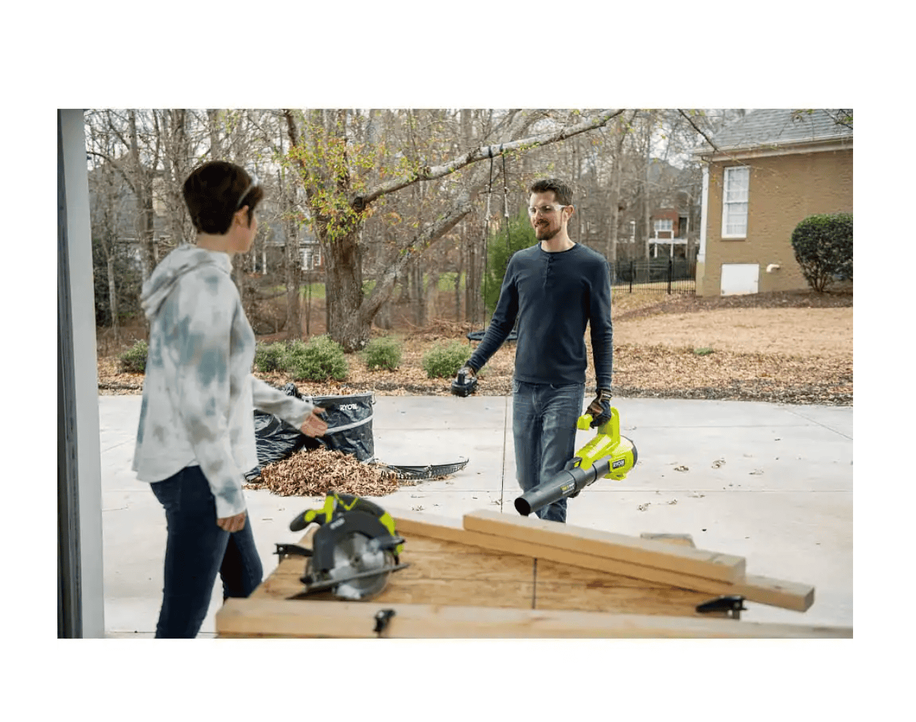 RYOBI P507-PSK005 ONE+ 18V Cordless 6-1/2 in. Circular Saw with 2.0 Ah Battery and Charger