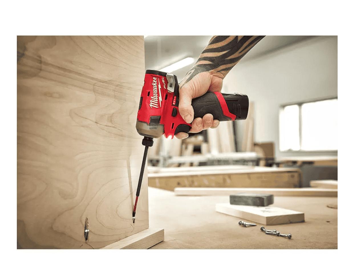 Milwaukee 2551-22-2457-20 M12 FUEL SURGE 12V Lithium-Ion Brushless Cordless 1/4 in. Hex Impact Driver Compact Kit w/ M12 3/8 in. Ratchet