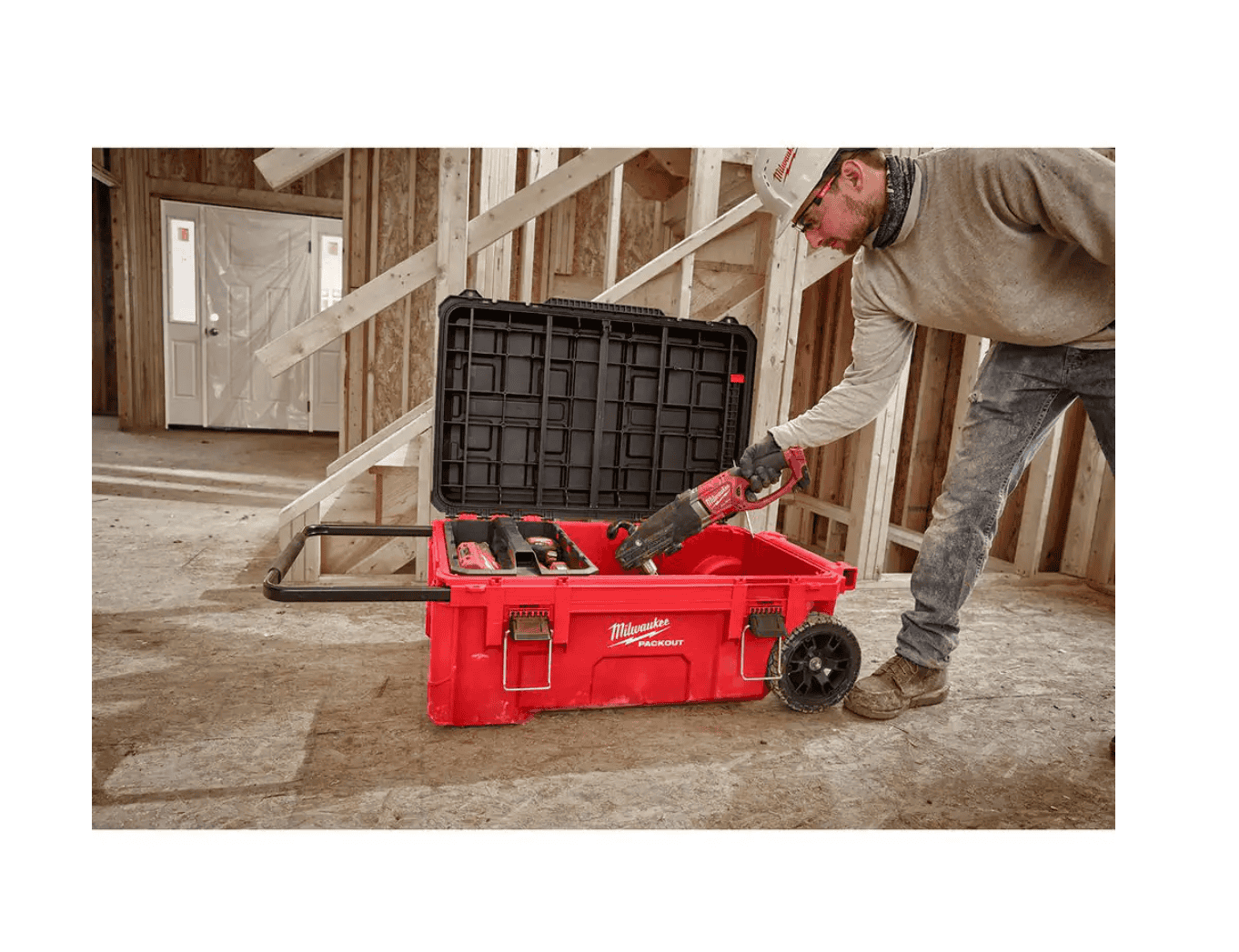 Milwaukee 48-22-8428 PACKOUT 38 in. Rolling Tool Chest