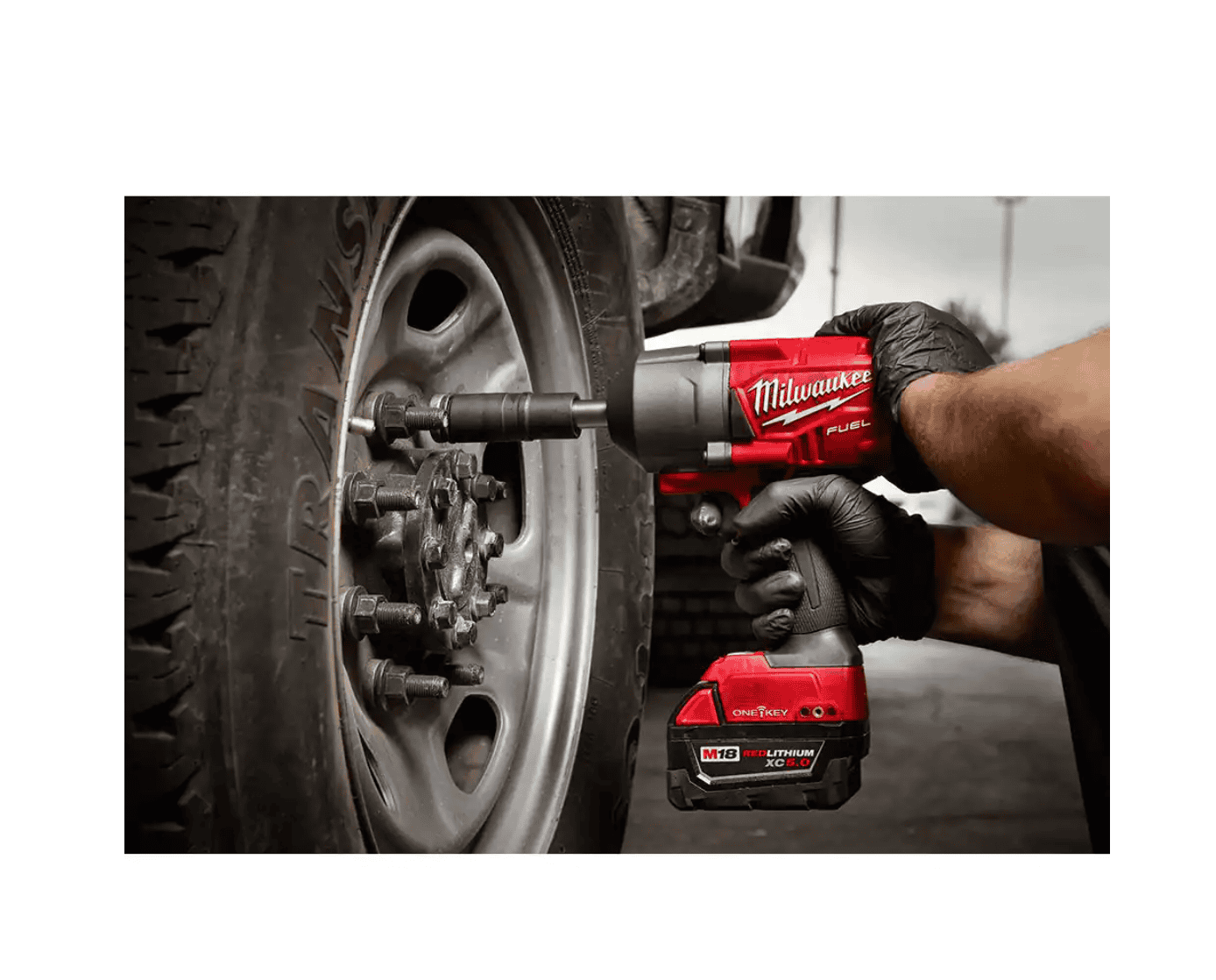 Milwaukee 2769-20 M18 ONE-KEY FUEL 18V Lithium-Ion Brushless Cordless 1/2 in. Impact Wrench with Extended Anvil (Tool-Only)