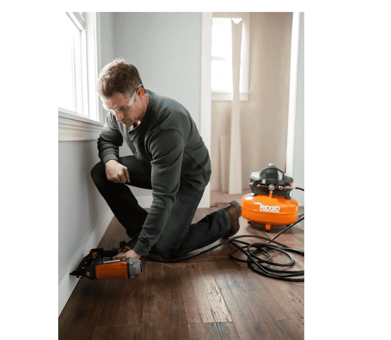 RIDGID R69603FK 6 Gal. Portable Electric Pancake Air Compressor
