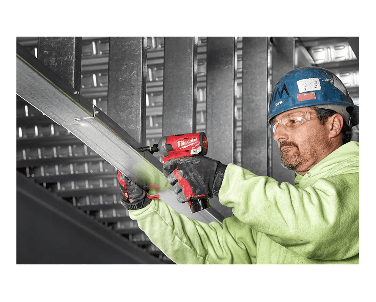 Milwaukee 2551-22-2457-20 M12 FUEL SURGE 12V Lithium-Ion Brushless Cordless 1/4 in. Hex Impact Driver Compact Kit w/ M12 3/8 in. Ratchet