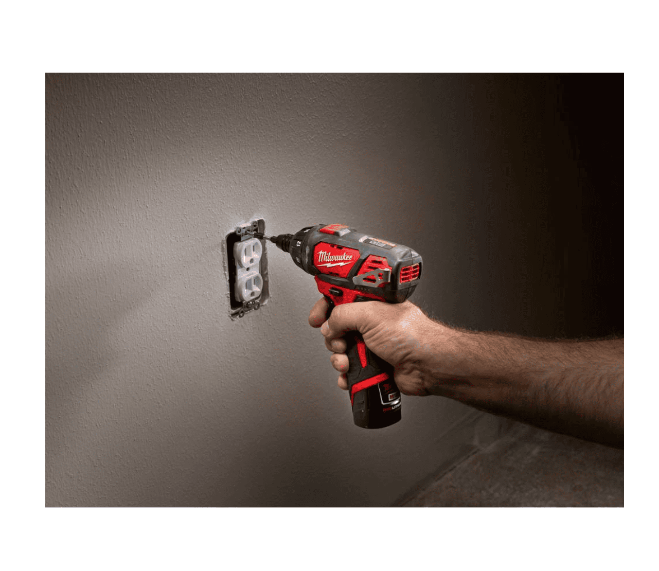 Milwaukee 2401-22-2367-20 M12 12-Volt Li-Ion Cordless 1/4 in. Hex Screwdriver Kit w/ M12 Service & Repair 700 Lumens Flood Light w/ USB Charging