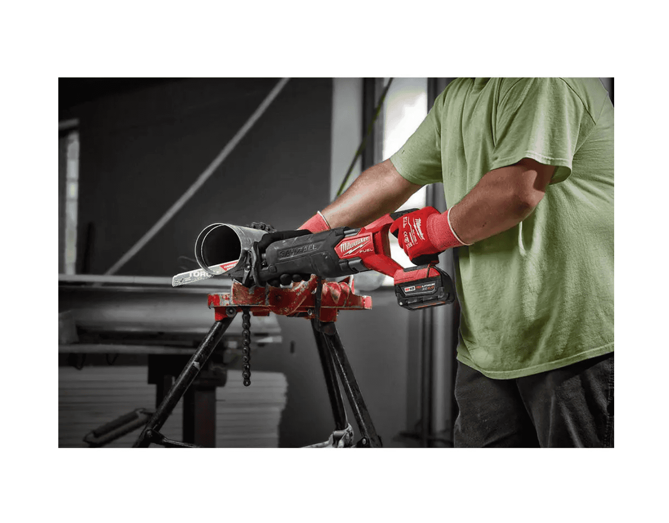 Milwaukee 2821-20 M18 FUEL GEN-2 18V Lithium-Ion Brushless Cordless SAWZALL Reciprocating Saw (Tool-Only)