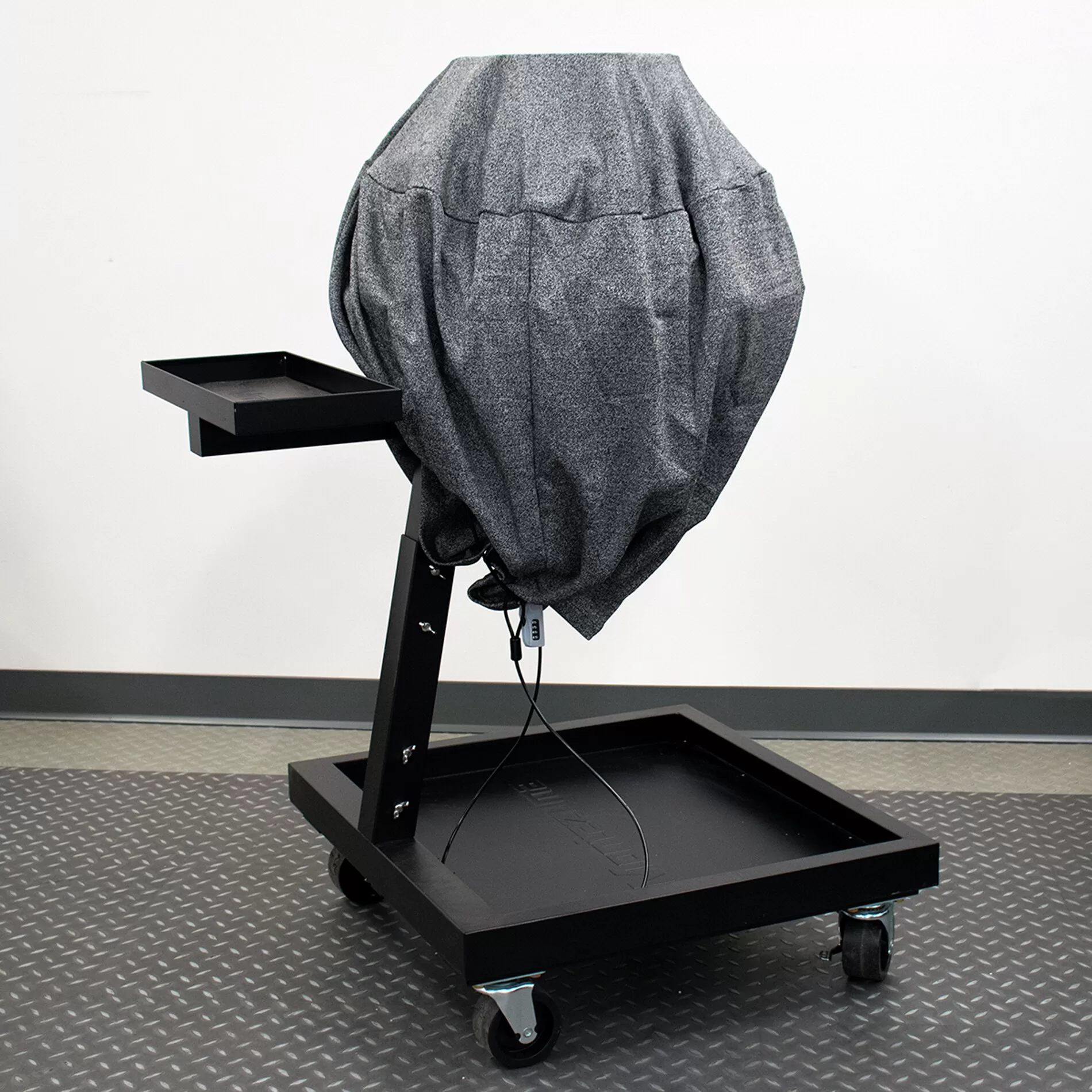 Montezuma Deluxe Revolving Cart Cover With Lock - Image 6
