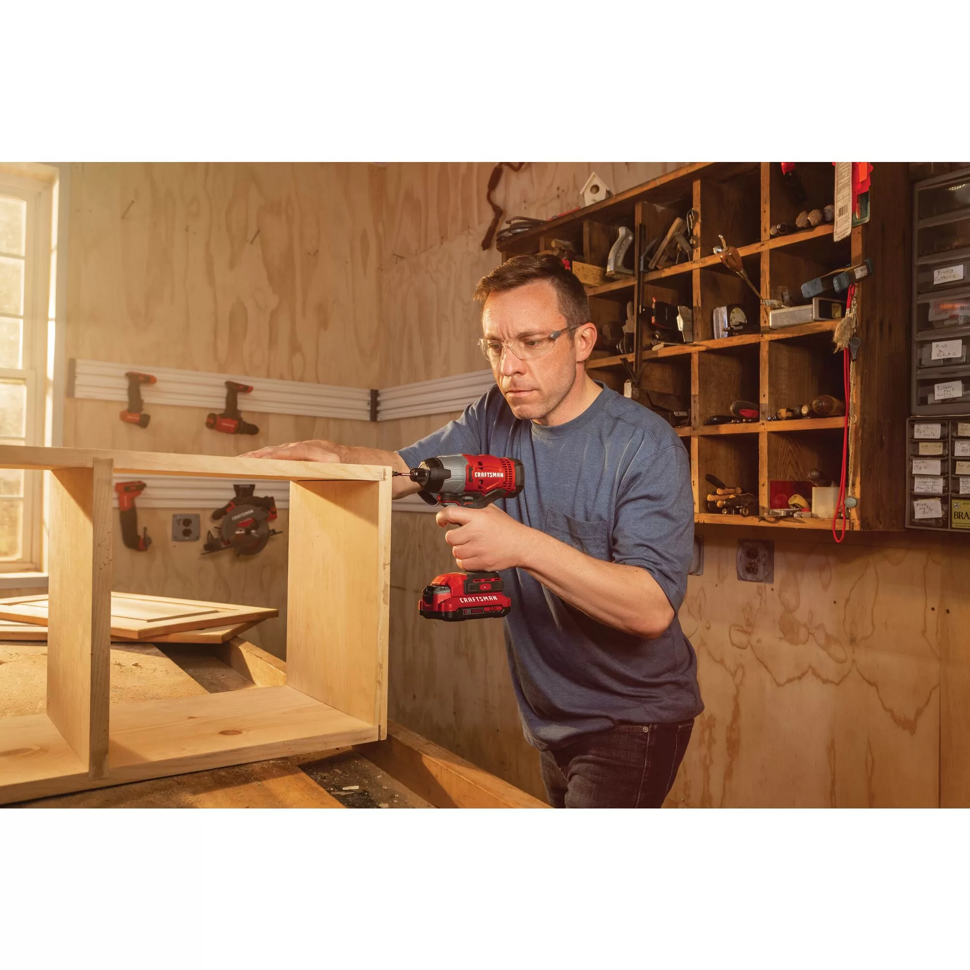 CRAFTSMAN V20 20-volt Max Variable Speed Cordless Impact Driver (2-Batteries Included) - Image 15