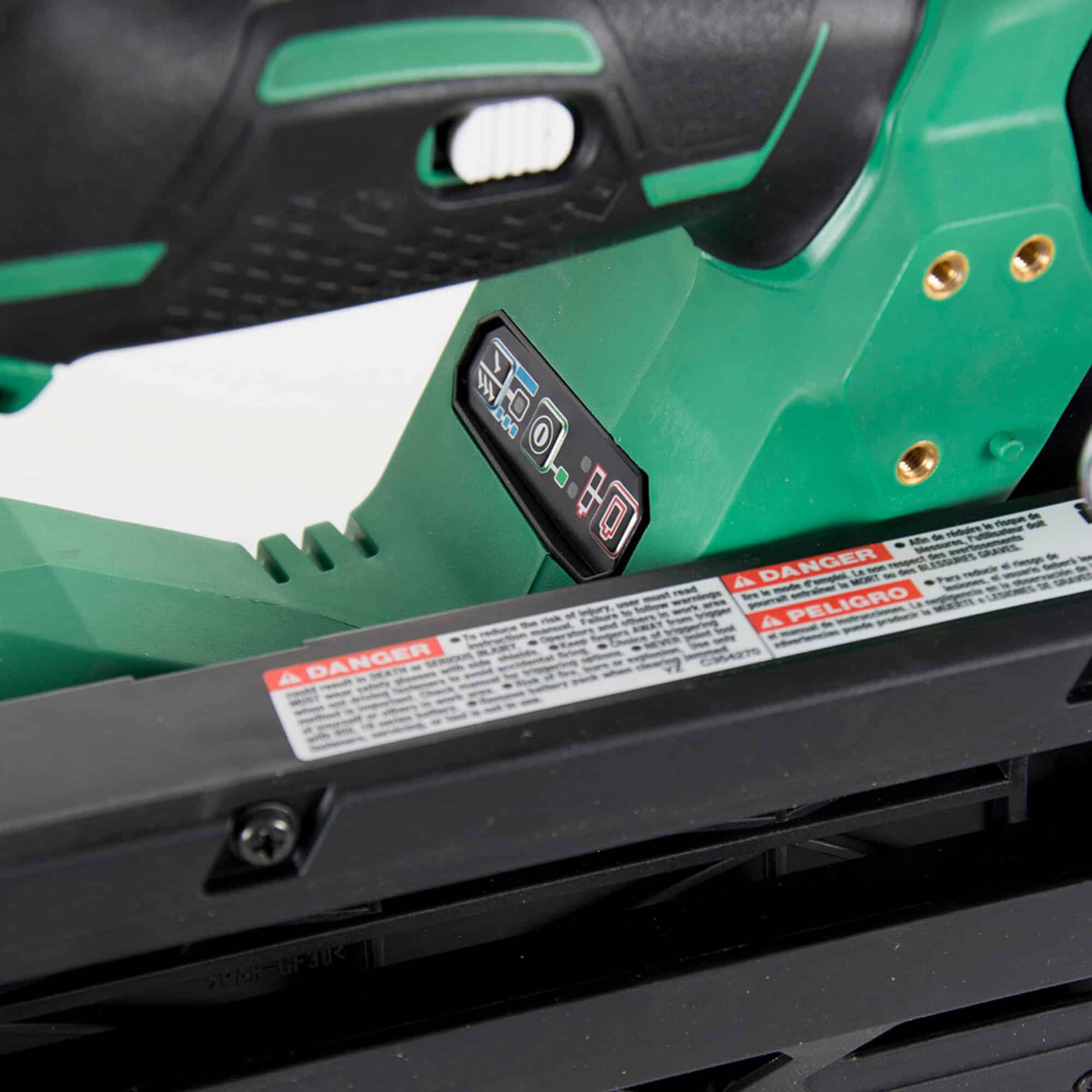 Metabo HPT 3-1/2-in 30 -Degree Cordless Battery Included and Charger Included ) - Image 8