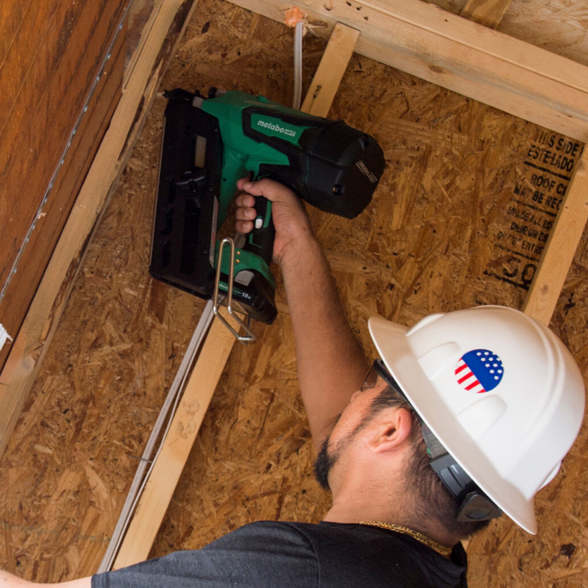 Metabo HPT 3-1/2-in 30 -Degree Cordless Battery Included and Charger Included ) - Image 6