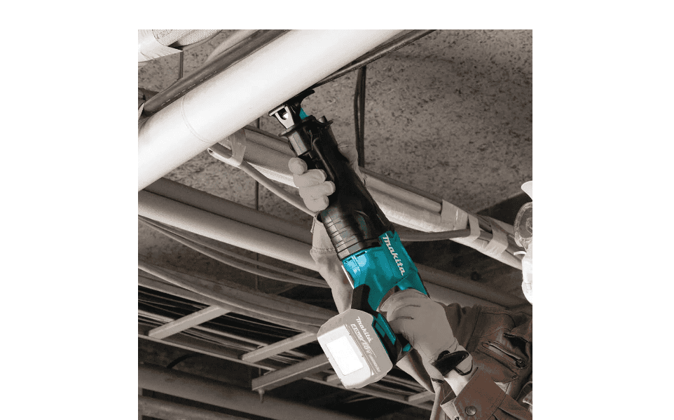 Makita Reciprocating Saw XRJ05Z 18-Volt LXT Lithium-Ion Brushless Cordless (Tool-Only)